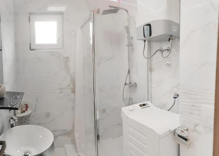 Apartman Afrodita Necujam